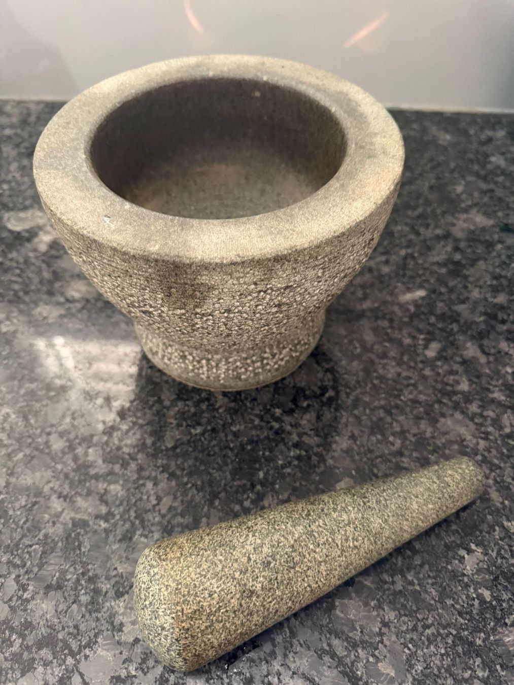 Altro per cucinare: Mörser mit Stössel aus Stein – Usato da Kestenholz venduto da cvx_889vv 4