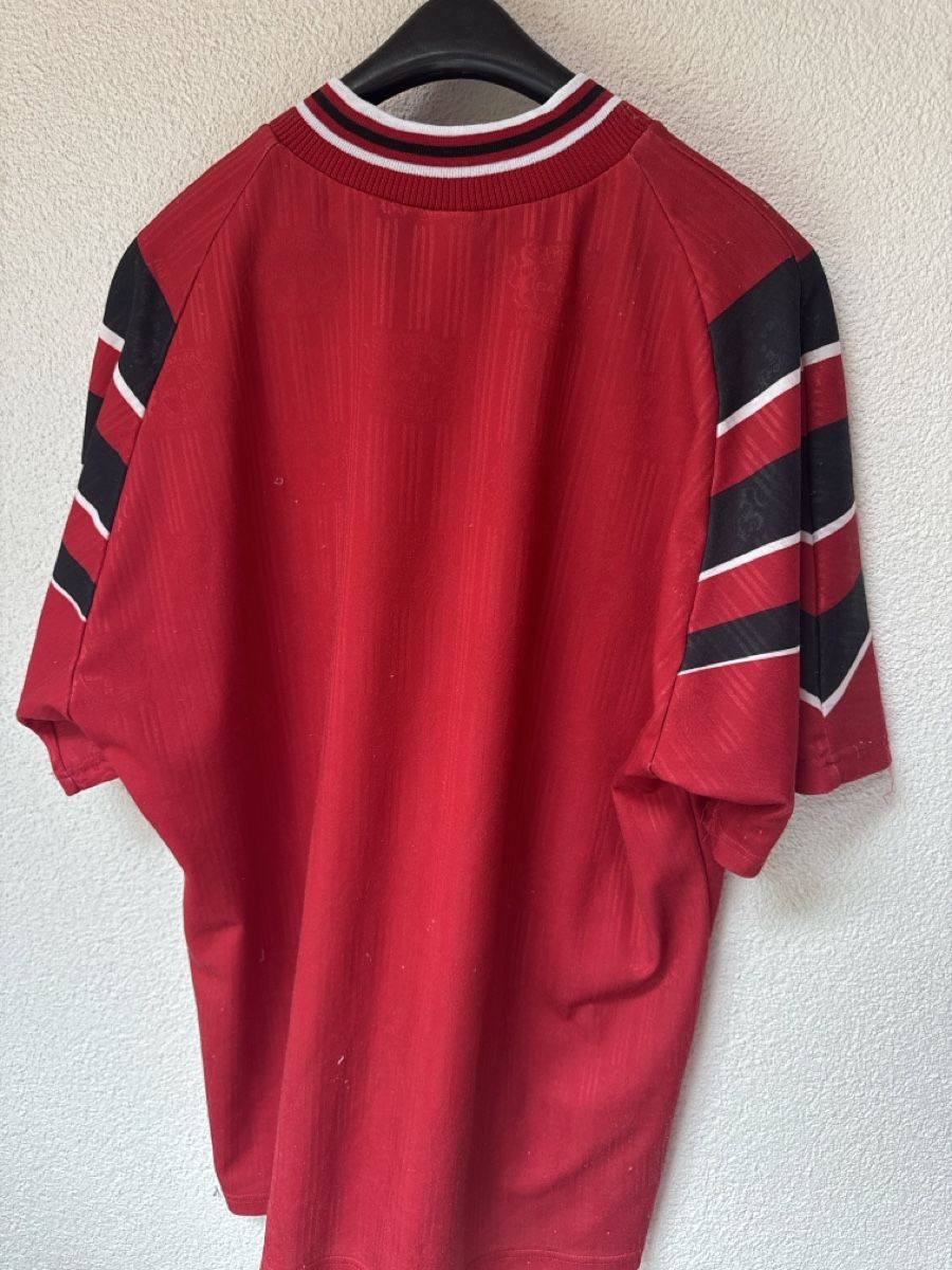 Canottiere & Pantaloni: Bayer Leverkusen Trikot – Usato da Gebenstorf venduto da Retroshirt 1