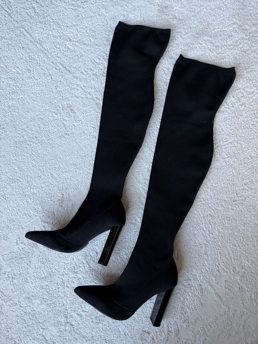 Scarpe da donna: Black Overknee Boots, Size 37 – Nuovo (secondo la descrizione) da Dübendorf venduto da ilianalou