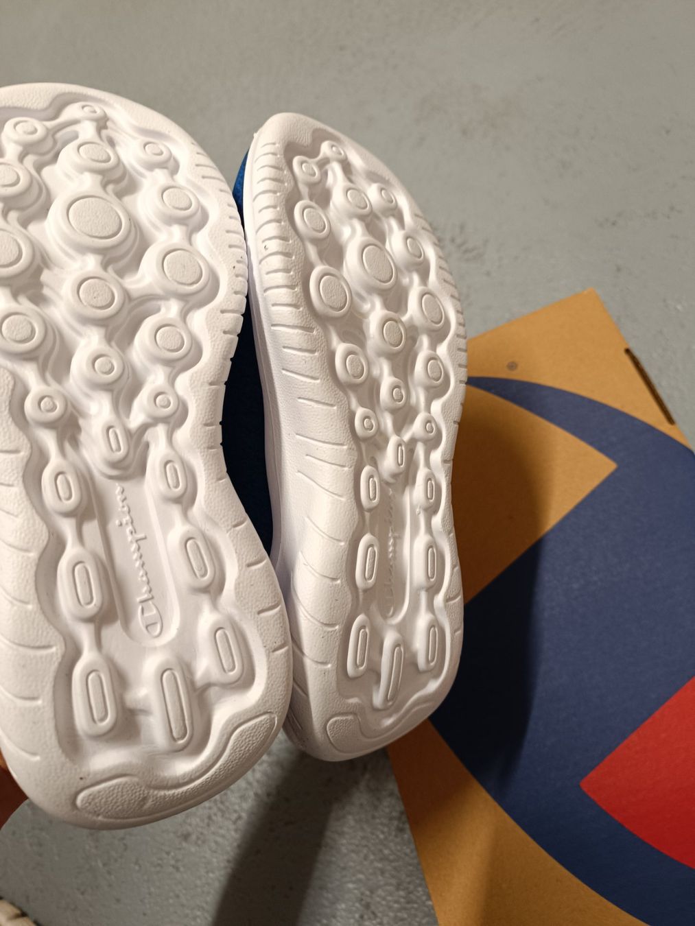 Schuhe für Jungen: Champion Sneaker 32,5 (33,5) – Neu und originalverpackt aus Wohlen AG von Fabe3 2