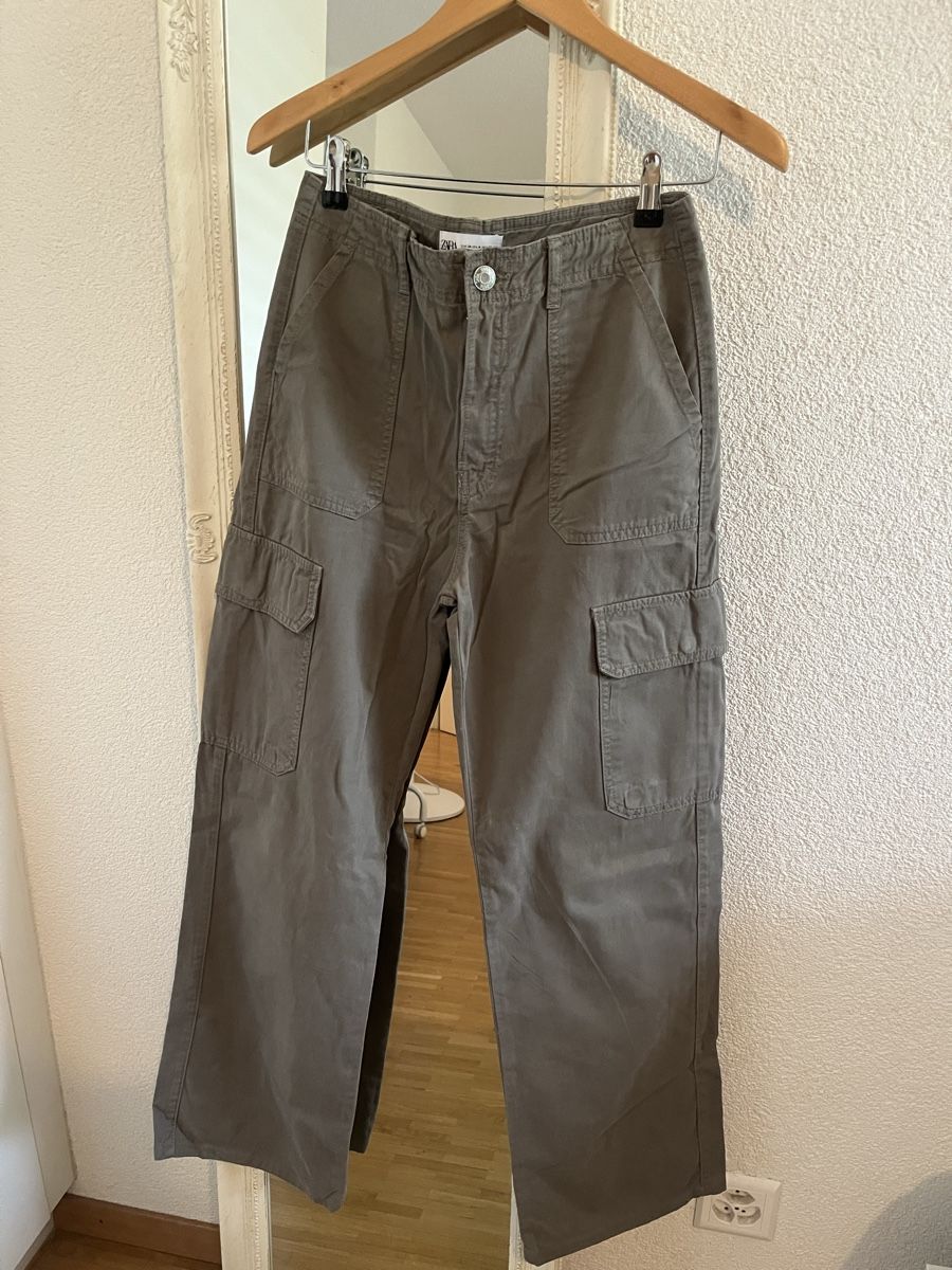 Zara Pantaloni: Pantalon cargo Zara 36 – Nuovo (secondo la descrizione) da Genève venduto da van_yjj2