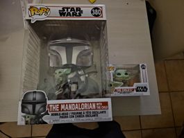 Funko Pop Star Wars The Mandalorian with The Child 380
