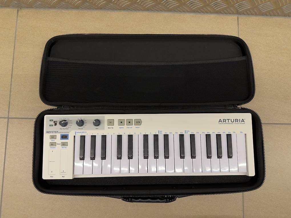 Arturia Strumenti musicali: Arturia Keystep inkl. Case – Nuovo (secondo la descrizione) da Sierre venduto da fal_5p7d