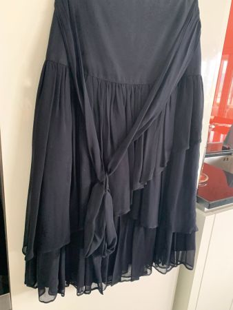 Jupe Grösse 34, 100 % Viscose, gefüttert, sehr schön