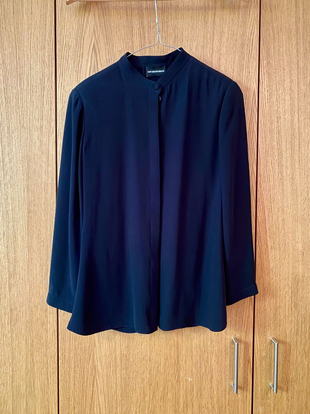 Armani Blusen: Armani Bluse Designerbluse - ca. Gr. 40 – Gebraucht aus Zürich von .old.but.gold.