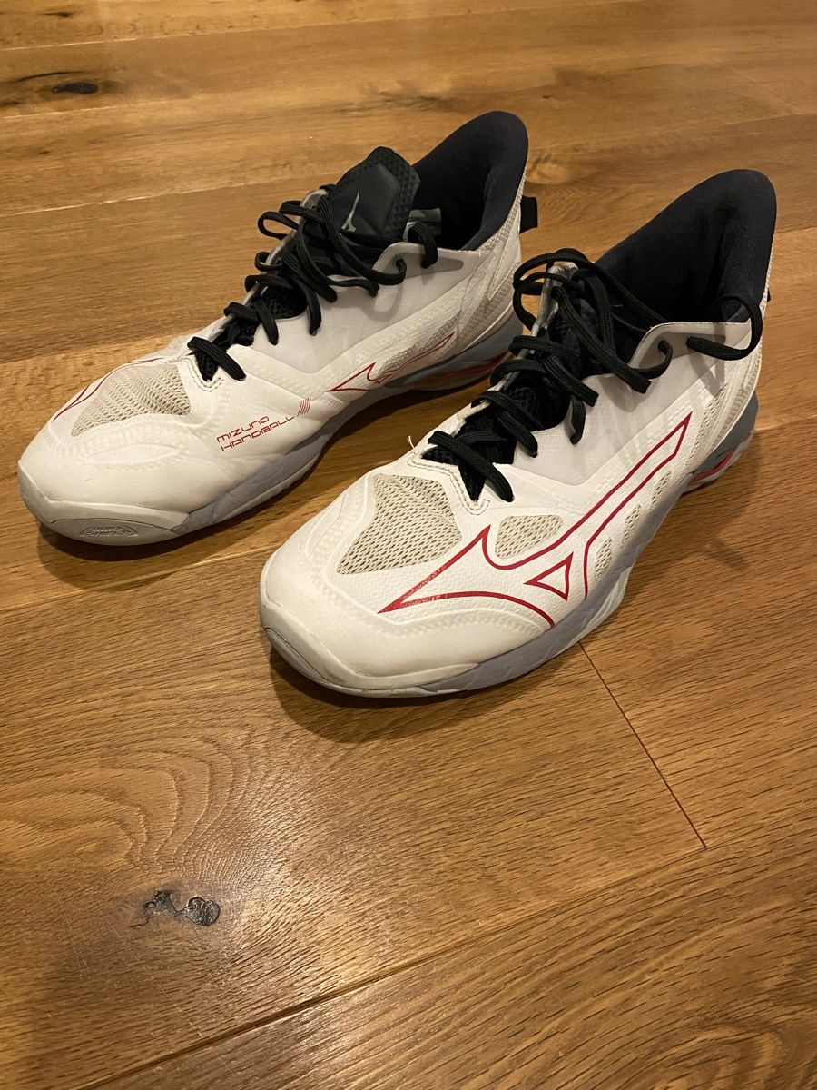 Mizuno Scarpe da uomo: Mizuno Wave Mirage 5, Hallenschuhe, Grösse 42.5 – Usato da Uznach venduto da fad_5fwc