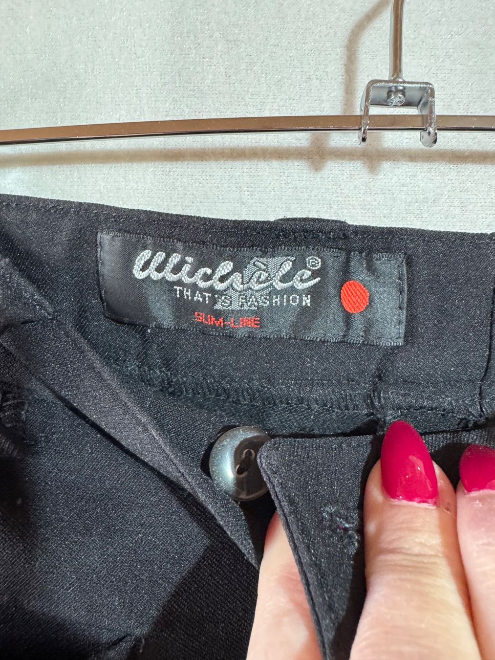 Pantaloni: Schwarze Hose Von Michele Gr. 36 – Usato da Grosswangen venduto da SALE_SALE_SALE 2