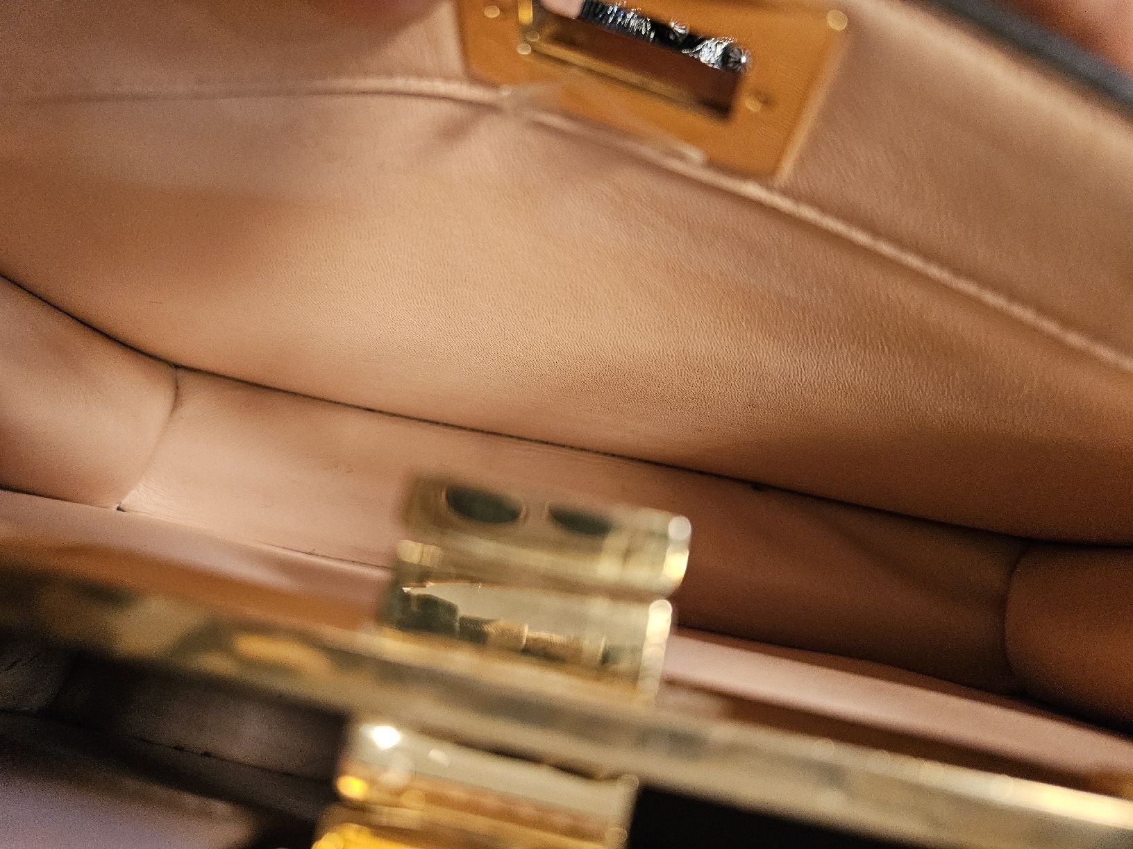 Fendi Taschen für Damen: Fendi IseeU Pickaboo Tasche – Gebraucht aus Zürich von finesse.shop 6