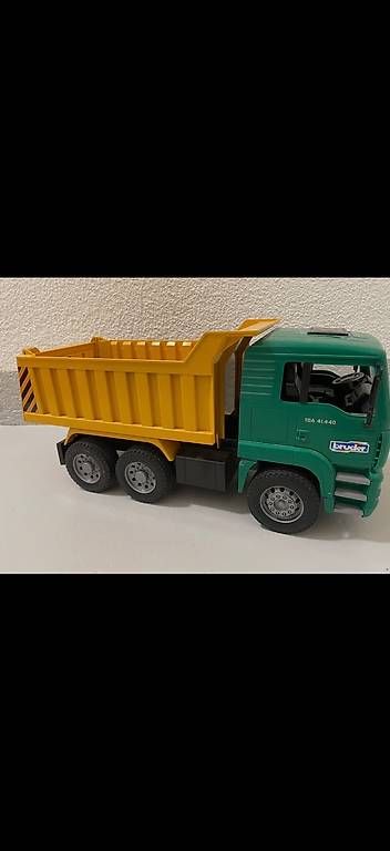Jouets: Bruder Lastwagen – D'occasion à Bassersdorf par tarro2002