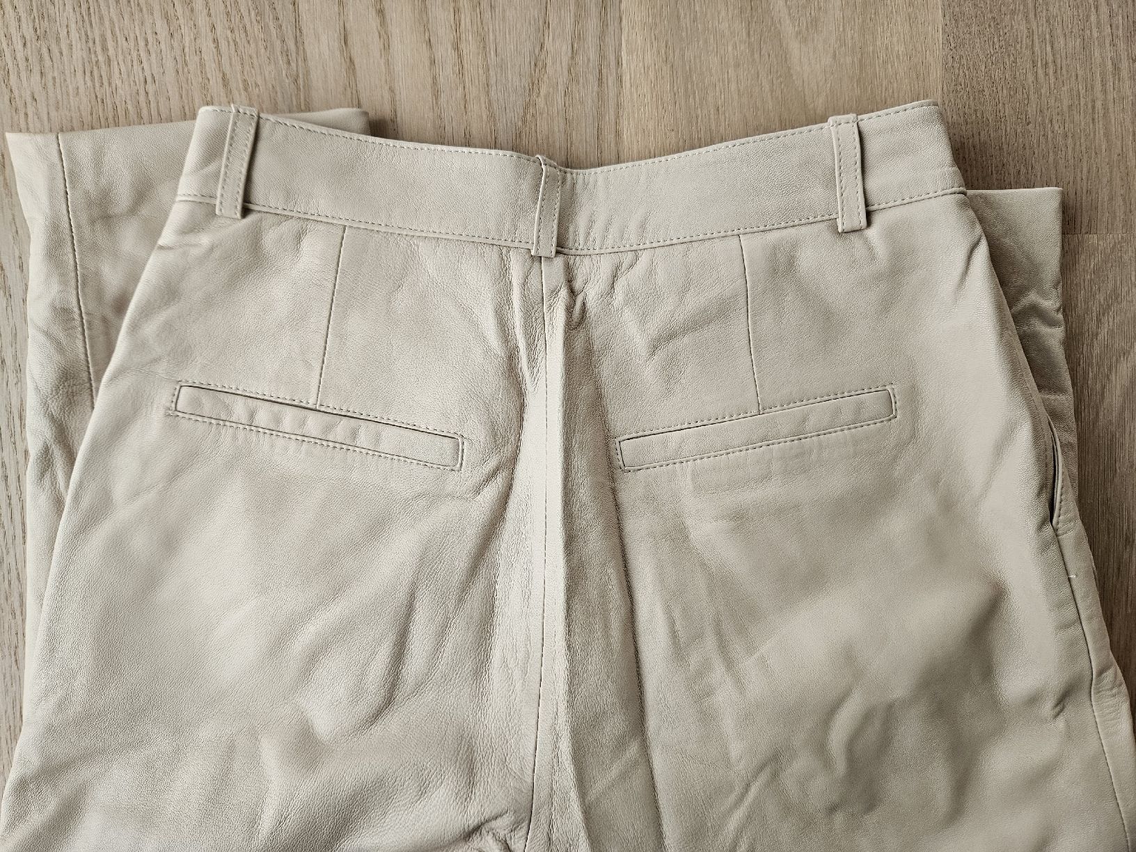 Pantaloni: Lederhose, neu – Nuovo e nell'imballaggio originale da Effretikon venduto da Shopmycloset8 4