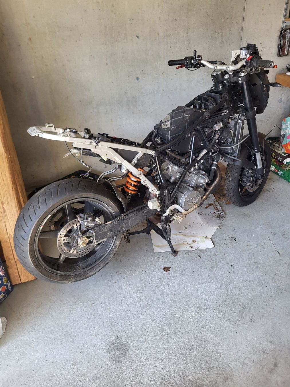 KTM Strada: Unfall KTM990SMT mit 64455km – Difettoso da Bettwil venduto da Phippi93