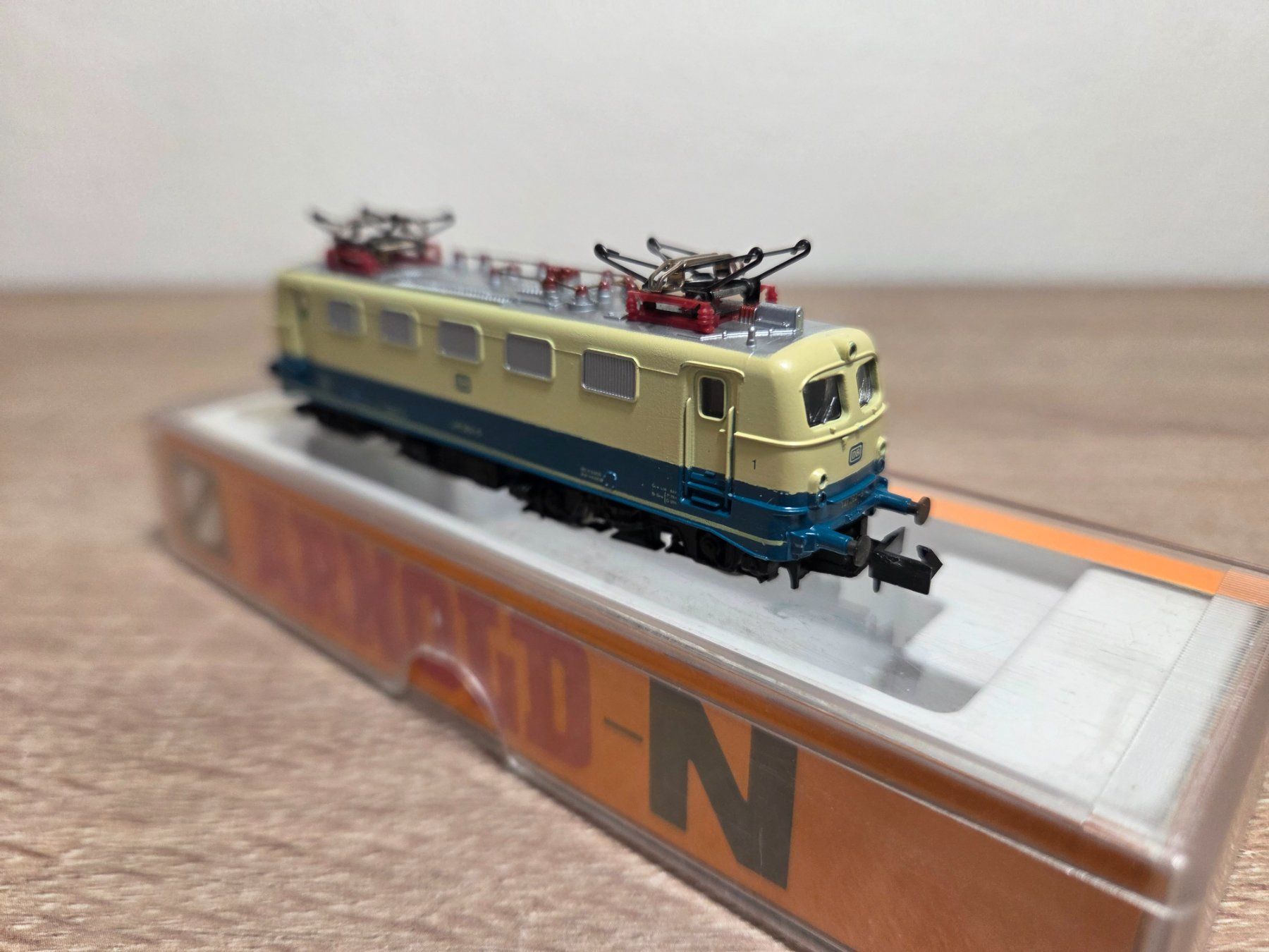Arnold Modellini di ferrovie: Arnold N 2322 E-Lok BR 141 DB – Usato da St-Aubin-Sauges venduto da Lo_Go 3