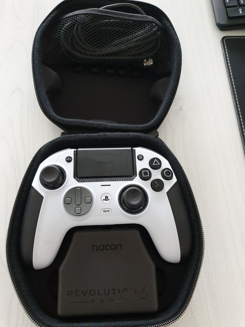 Sony Controller: Nacon Revolution 5 Pro Controller PS5/PS4 - Neu! – Usato da Dagmersellen venduto da Cizero 5