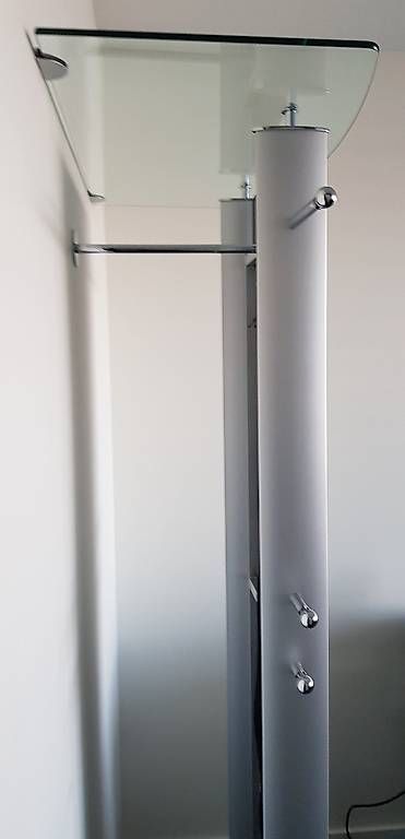 Garderobe: Design Spiegelgarderobe aus Chromstahl – Gebraucht aus Fruthwilen von laura0209 3