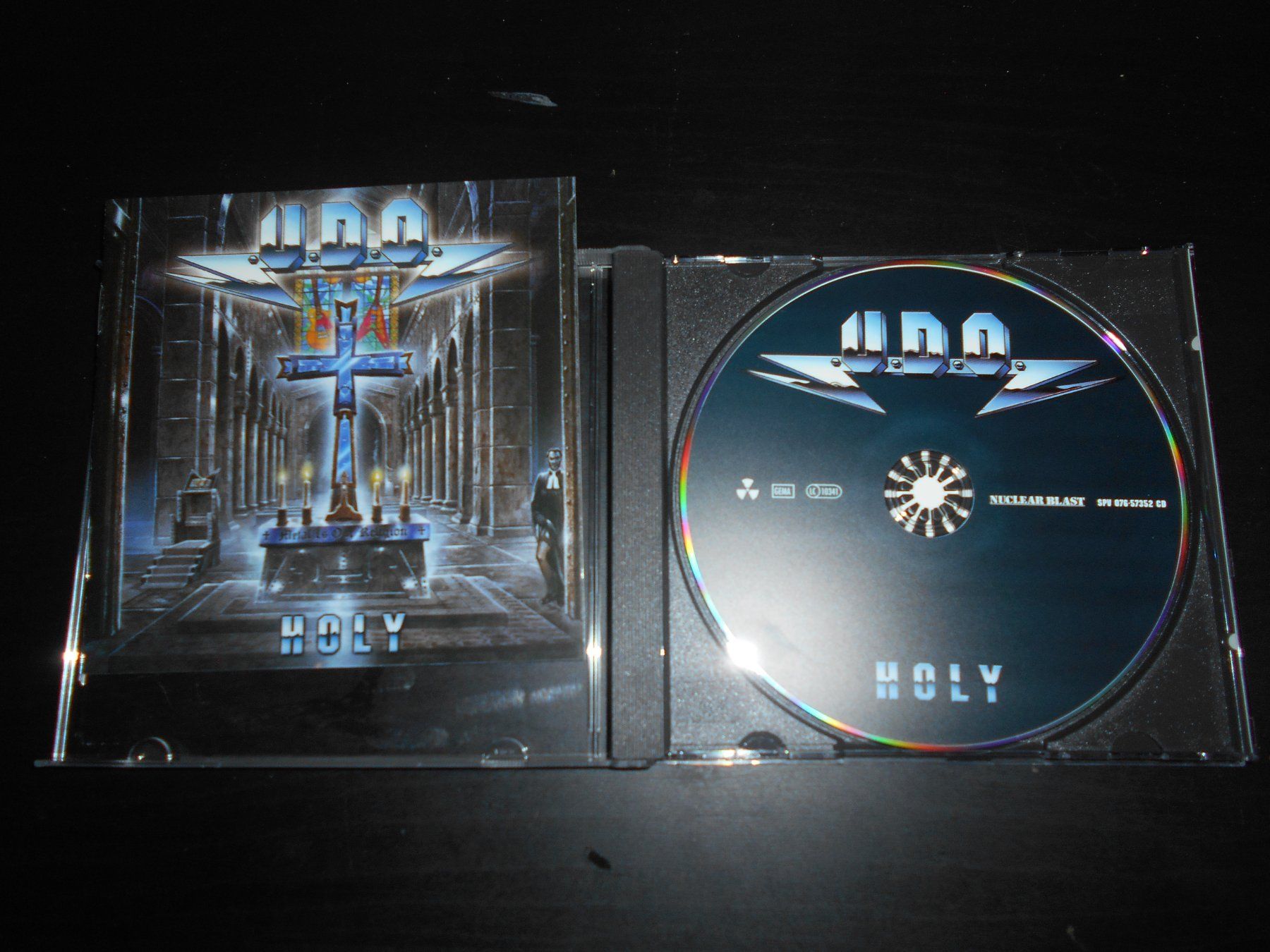 CDs: U.D.O. – Holy / 1999 – D'occasion à Aarberg par witchhunter01