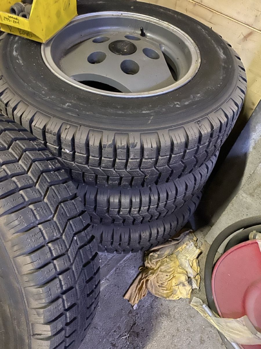 Pneumatici & Ruote complete: Range Rover Classic Räder – Usato da Kehrsatz venduto da Brunioli