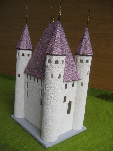 Modellini di ferrovie: Schloss Thun H0 , etwas verkleinert. – Nuovo e nell'imballaggio originale da Steffisburg venduto da loki36 1