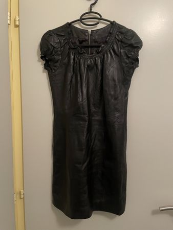 Robe en cuir véritable Avant Première