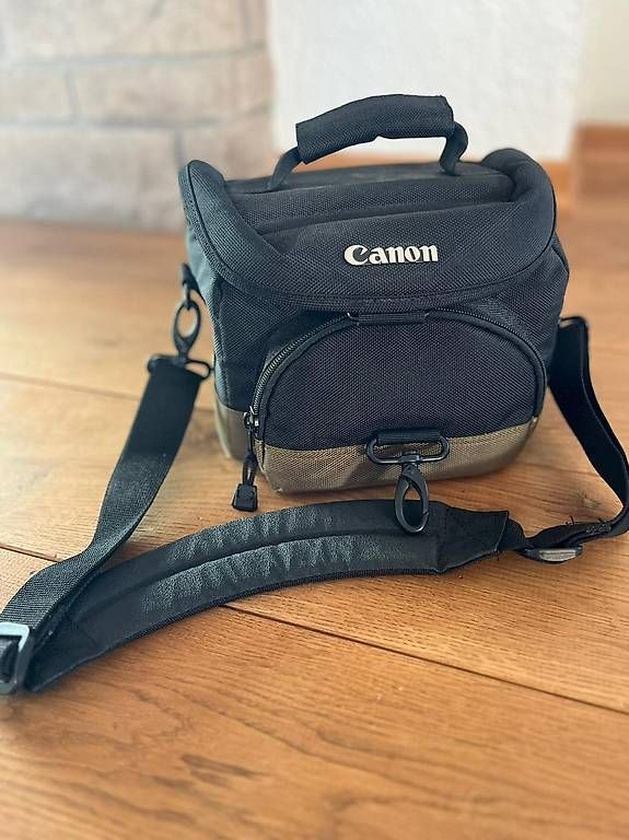 Canon Kamera: Canon EOS 1300D Fotokamera – Gebraucht aus Mosnang von Nilya_Erdo 3