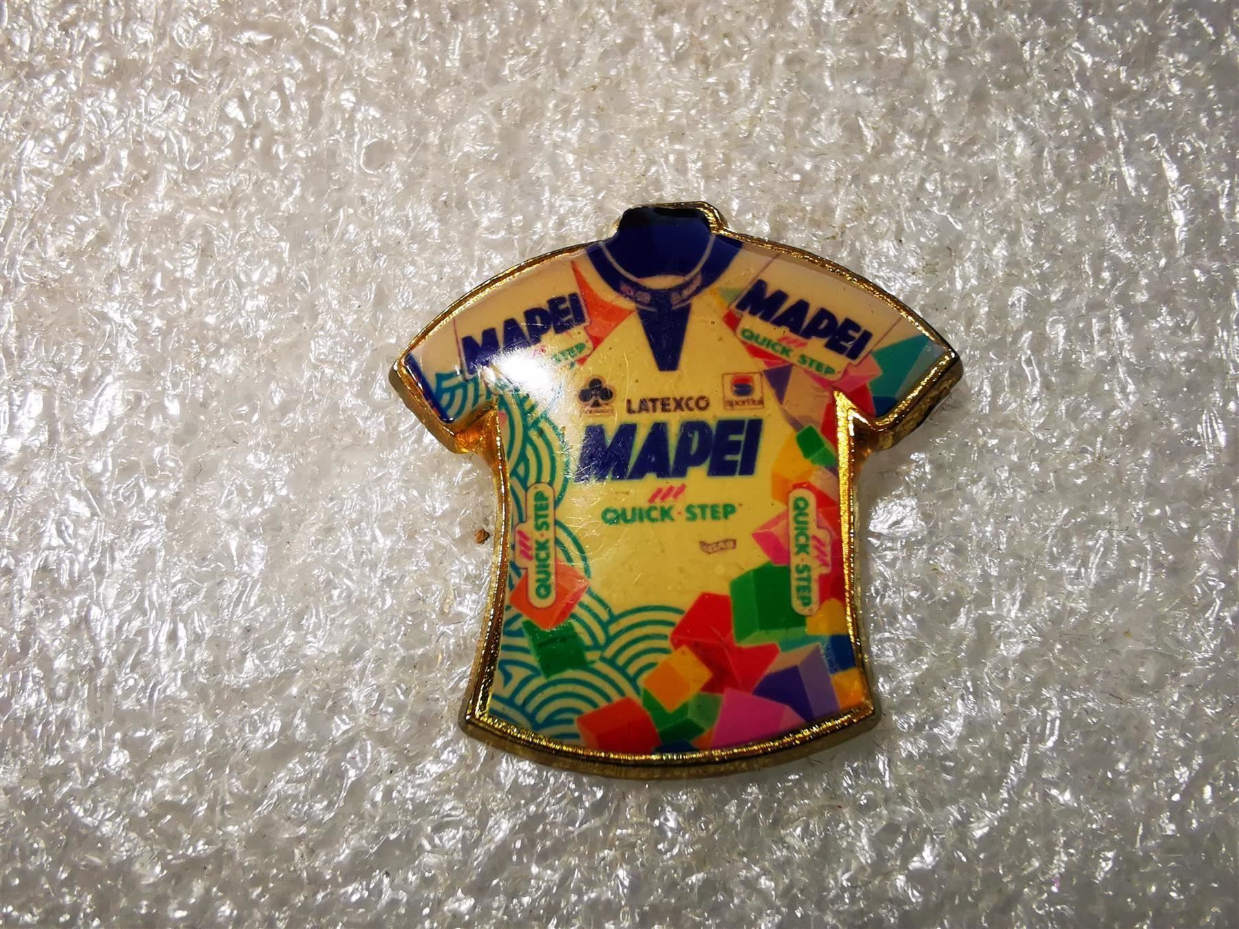 Placchette & Badge: Ansteckpin 93: Trikot Mapei – Usato da Oppligen venduto da Pin-Fall-Shop
