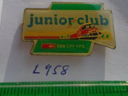1 Junior Club Pin (L958)