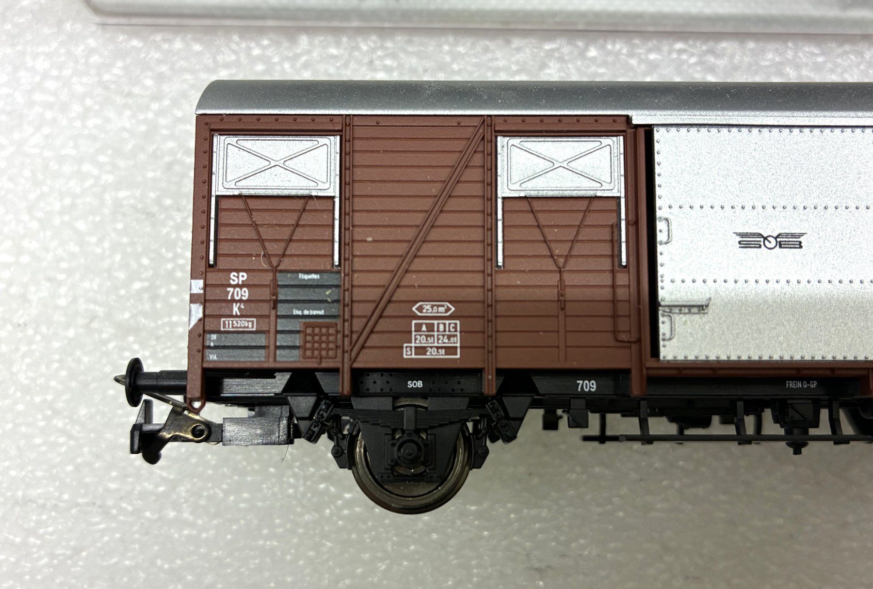 Fleischmann Modellini di ferrovie: Fleischmann H0= 4x Güterwagen SOB | FS | DB – Usato da Thun venduto da retoolinoo 1
