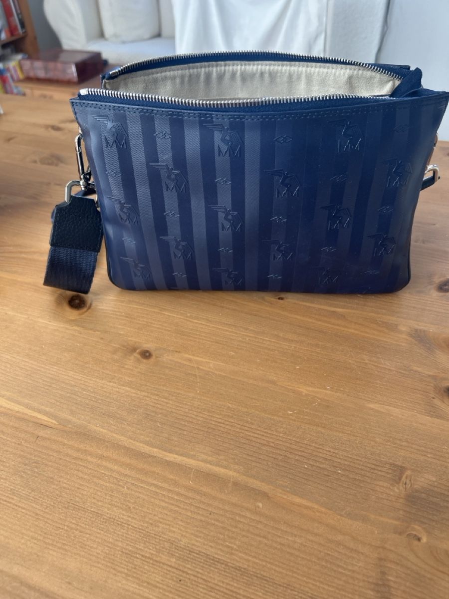 Maison Mollerus Borse da donna: Mollerus Gland blau – Usato da Bassersdorf venduto da Zorromobi0 1