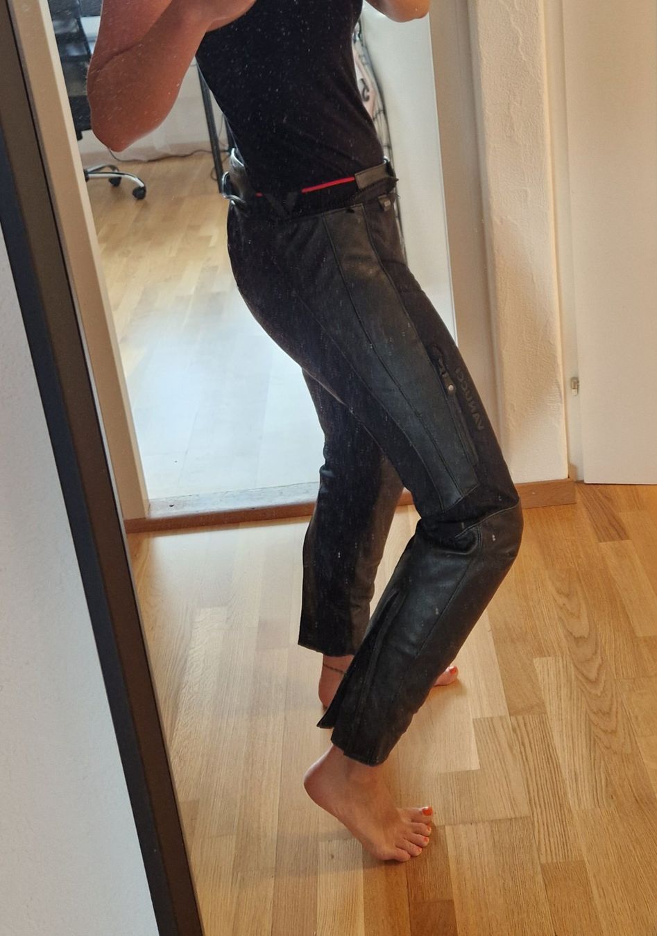 Vanucci Pantaloni: Motorrad-Lederhose Damen – Usato da Greifensee venduto da noe_mg6q 1