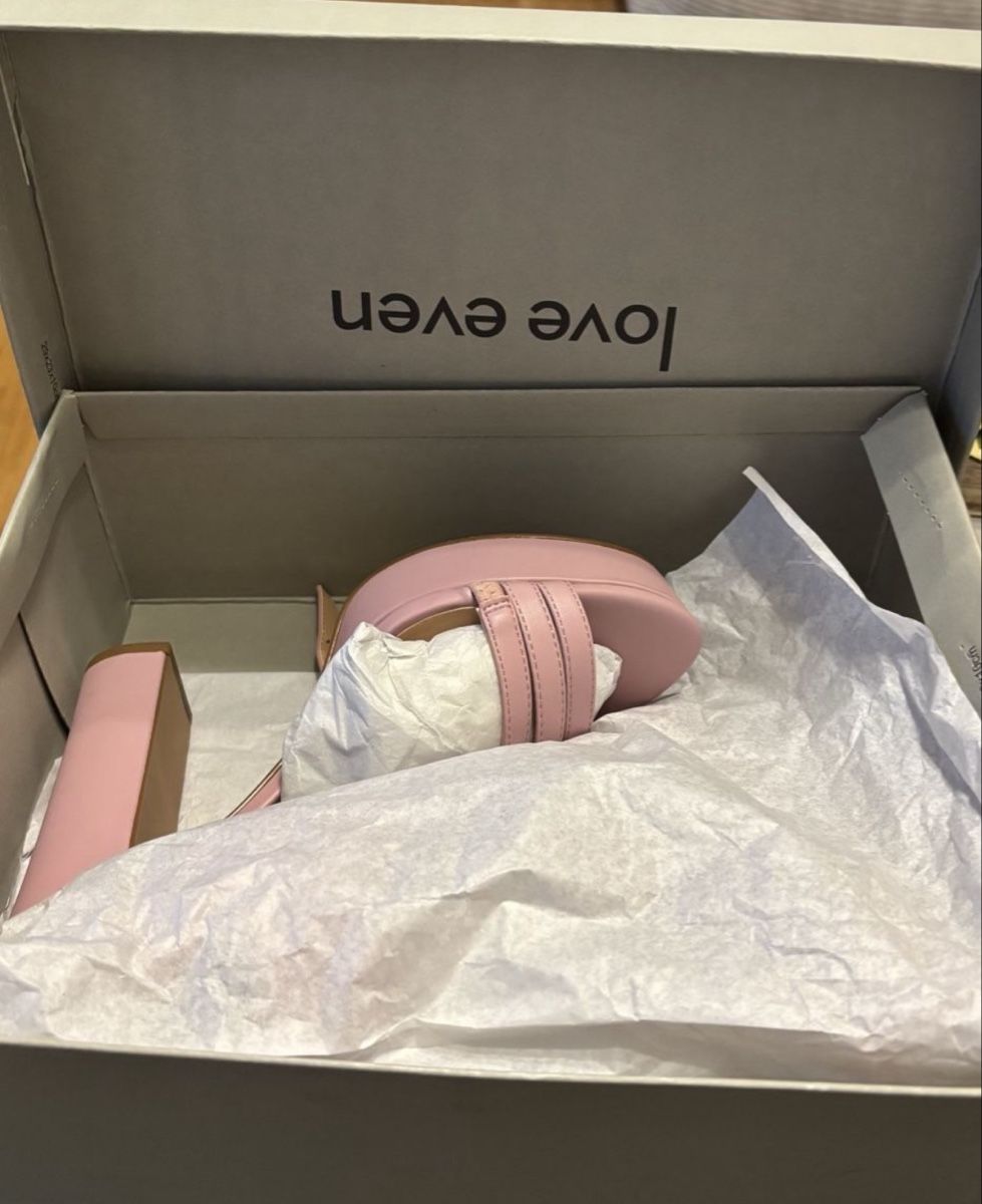 Scarpe da donna: Damenschuhe aus Leder – Nuovo (secondo la descrizione) da Glattbrugg venduto da S_ch_ 1