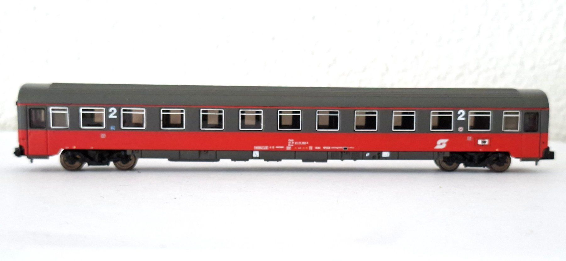 Arnold Modellini di ferrovie: Arnold ÖBB Bmz – Usato da Biberist venduto da Ntrains