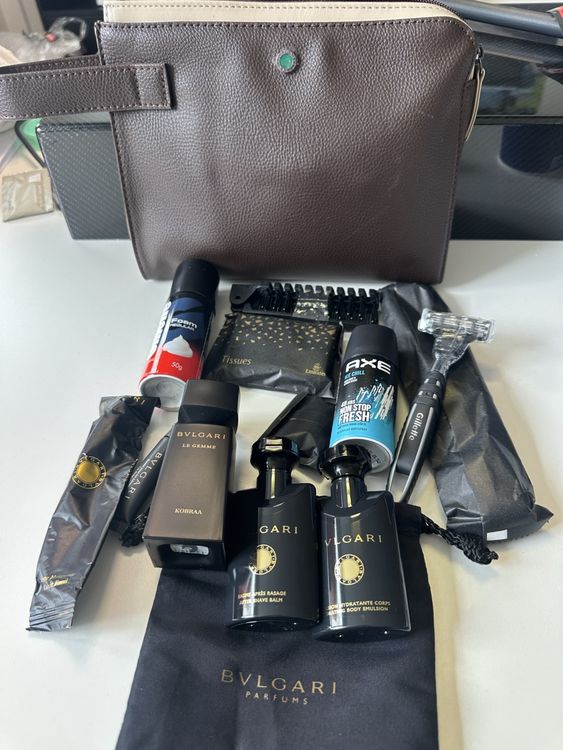 Custodie per cosmetici: Emirates Bulgari first class vanity kit – Nuovo e nell'imballaggio originale da Fahrweid venduto da cruella