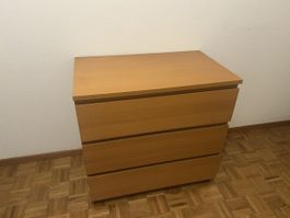 Grande commode pratique 