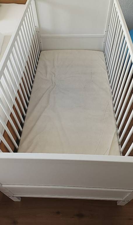 Lits: Babybett 70x140 – D'occasion à Neuenkirch par sarahbra