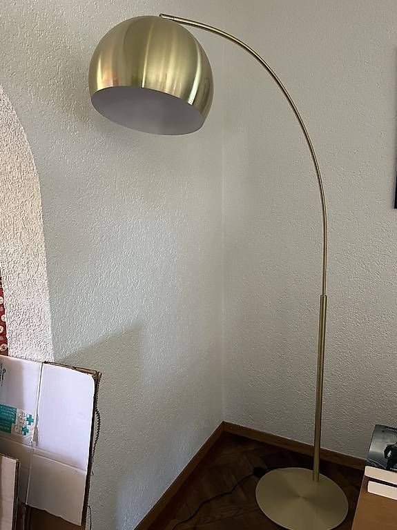 Maisons du monde Lampade: Lampe arc sphère doré – Usato da Cologny venduto da ani_5npg 1
