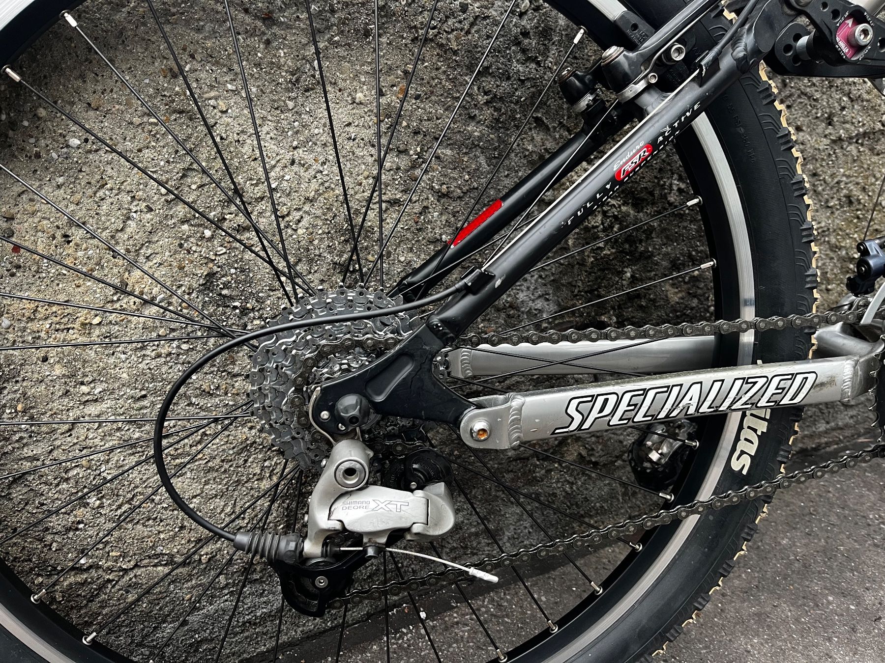 Specialized Biciclette: Specialized Enduro – Usato da Mühlethurnen venduto da Kolly225 7