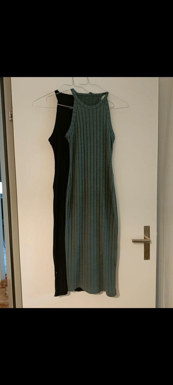 Kleiderpakete: Rippkleider 2er Set Damen Grösse S – Gebraucht aus Bergdietikon von Bico01
