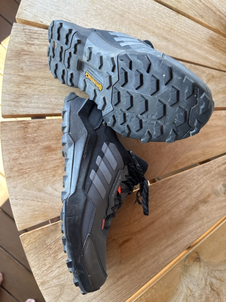Adidas Herrenschuhe: Trekking Schuhe  – Gebraucht aus Steinhausen von Adamster 1