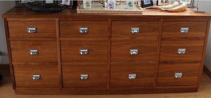 Credenze: Buffet moderne en noyer – Usato da Saxon venduto da dom_cm8y