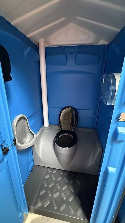 WC: Mobiles WC / Toilette  – Usato da Neuhaus SG venduto da m89r 1