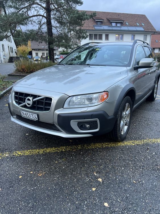 Volvo xc70 d5 awd 205 hp ab Mfk 22/12/23 frisch Service/Zahn