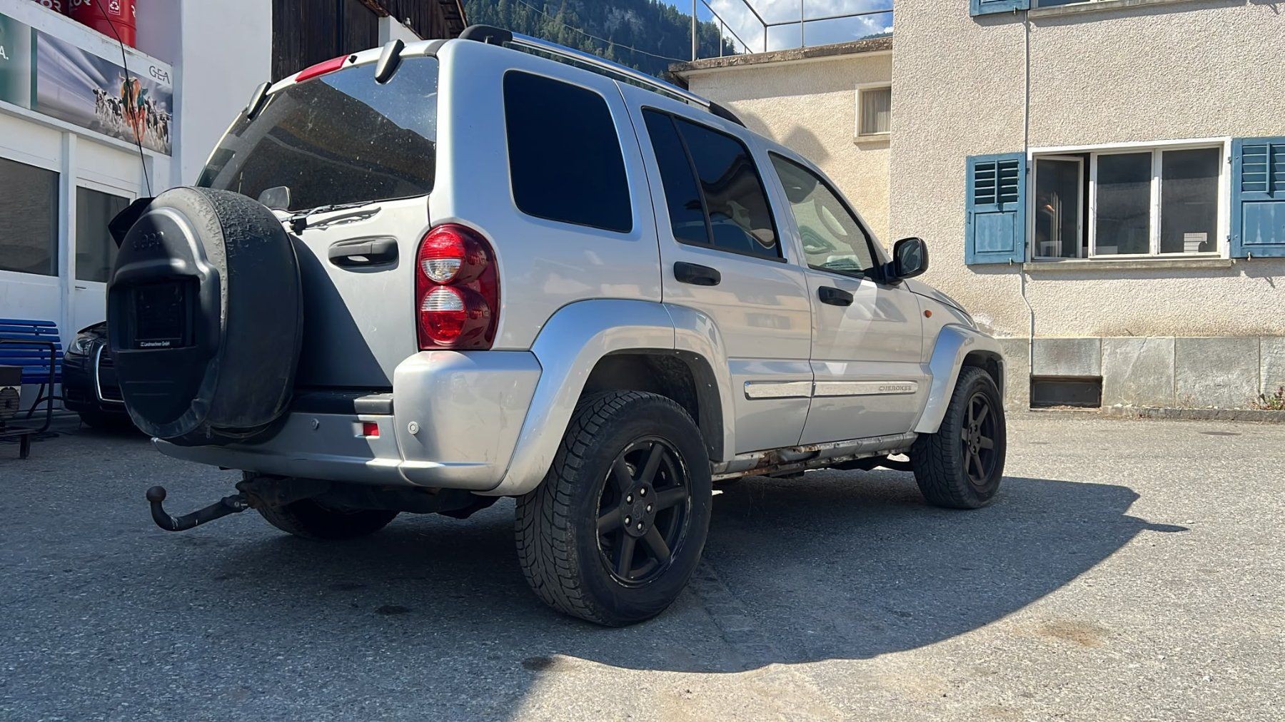 Jeep Autos: Jeep Cherokee – Gebraucht aus Pratval von ventil5 2