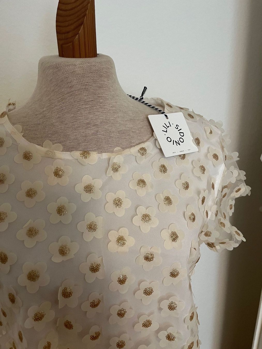 Blusen: NEUE tolle Blumenmuster Bluse grösse S – Neu und originalverpackt aus Zürich von Mrstm4 1