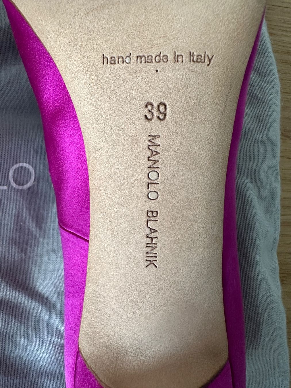 Scarpe da donna: Authentiques Escarpins Manolo Blahnik 39 comme neufs – Nuovo (secondo la descrizione) da Carouge GE venduto da loveluxury 8