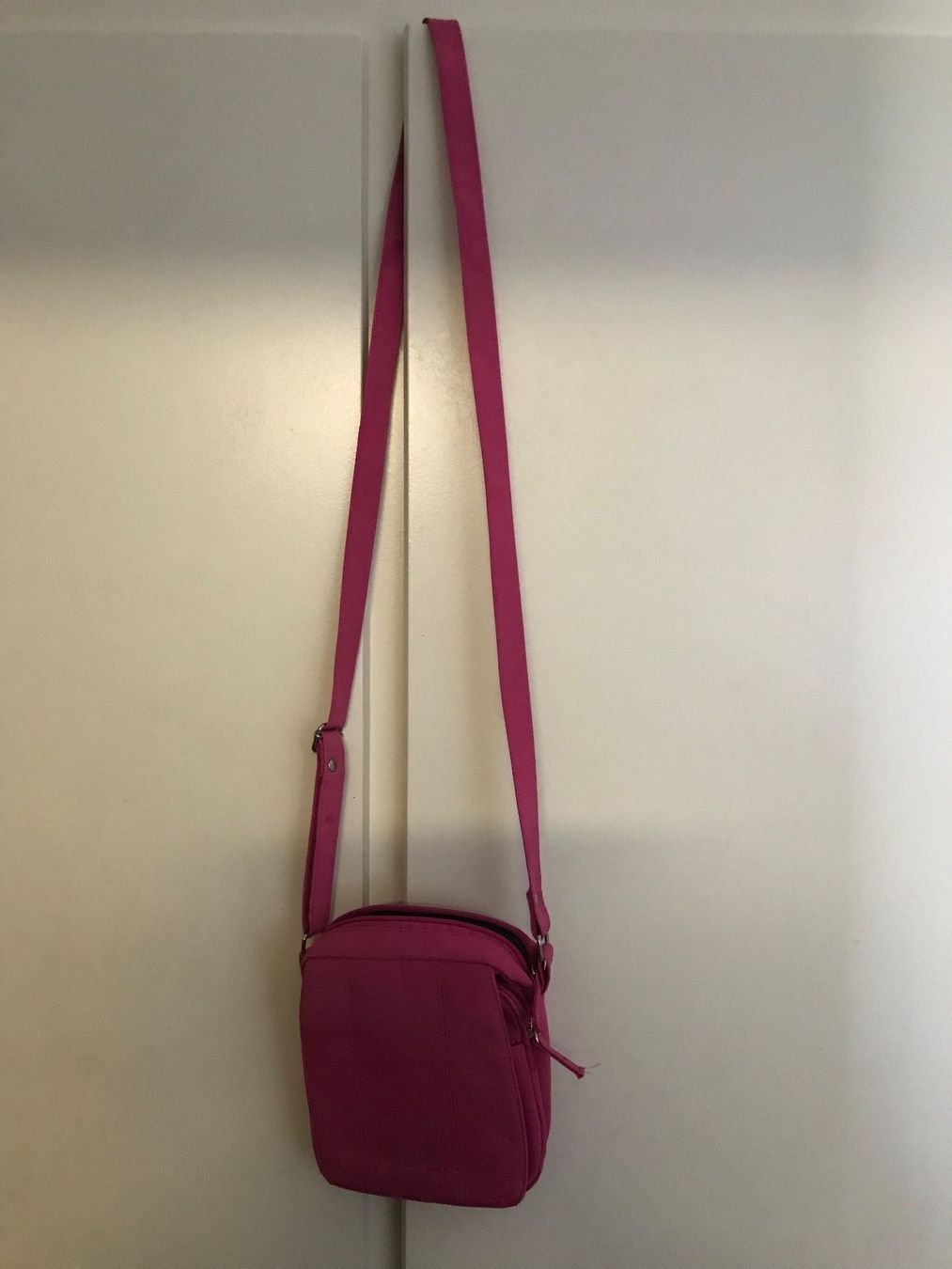 Borse da donna: Handtasche, Umhängetasche – Usato da Frauenfeld venduto da Koffer12 1