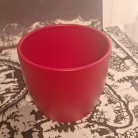 Roter Blumentopf - Ideal für den Frühling! Neuwertig!