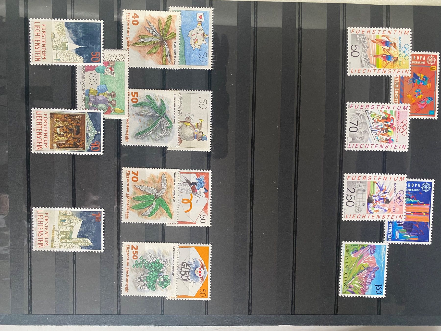 Tous les timbres: BRIEFMARKEN, Liechtenstein, postfrisch – Neuf (Voir description) à Zürich par rrfactory 1