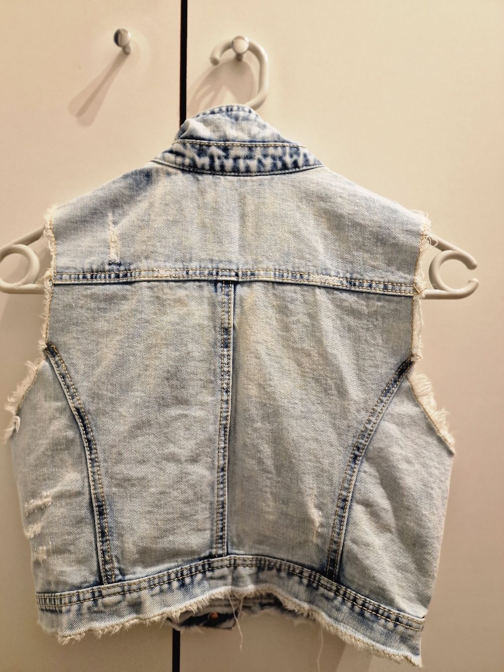 Gilets & Westen: Gilet jeans taglia S – Gebraucht aus Volketswil von agc_th5j 1