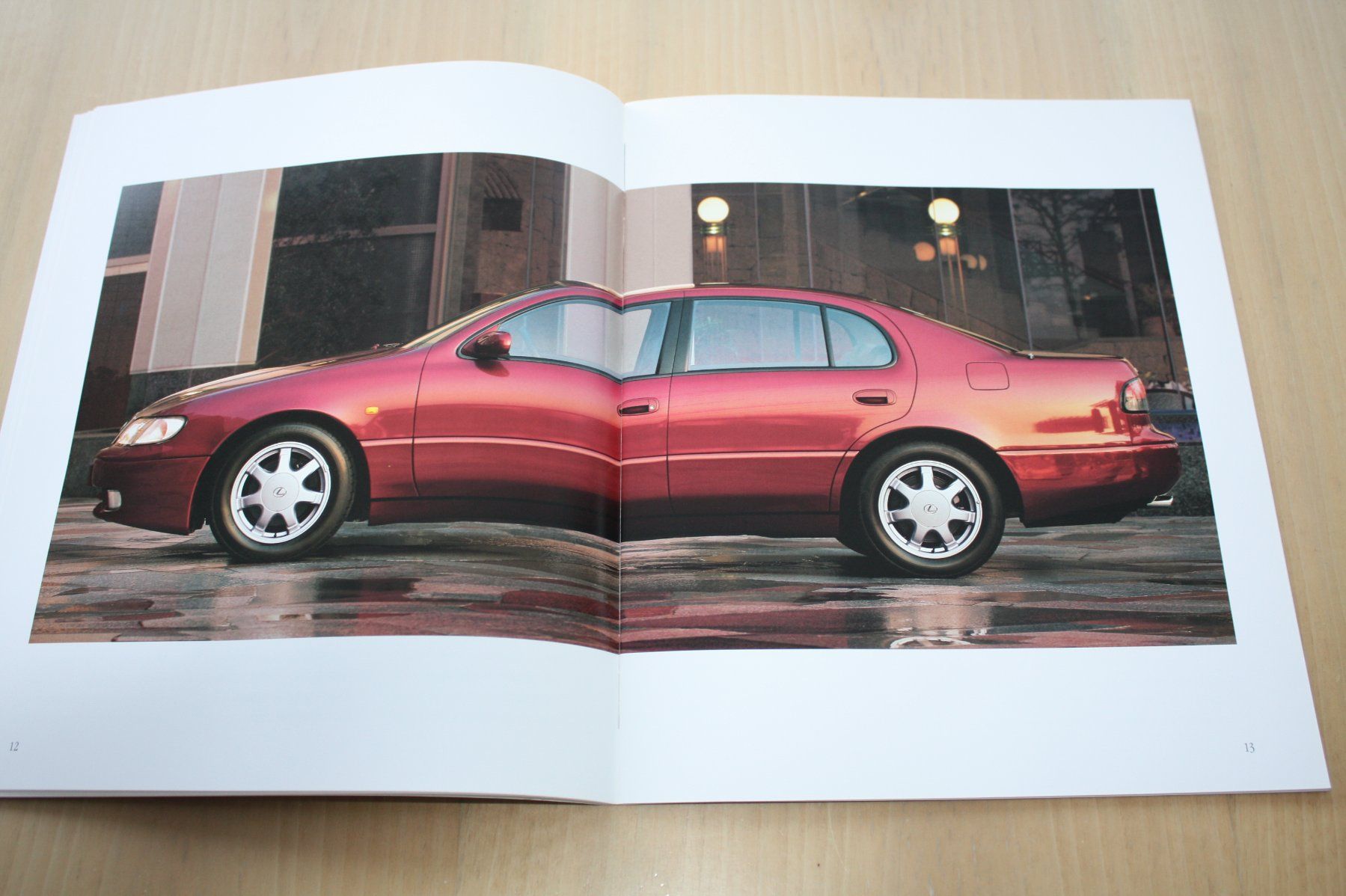 Lexus Documenti: Lexus GS 300 - Original CH-Prospekt   2/1994 – Usato da Wikon venduto da erwin400 3
