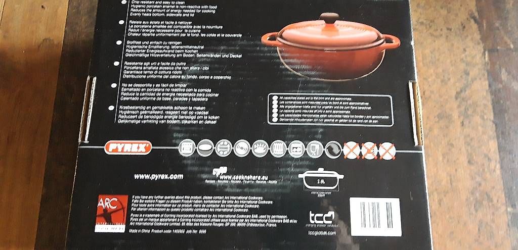 Pyrex Pentole: Cocotte en fonte émaillée – Usato da Le Cerneux-Veusil venduto da Ruthm 1