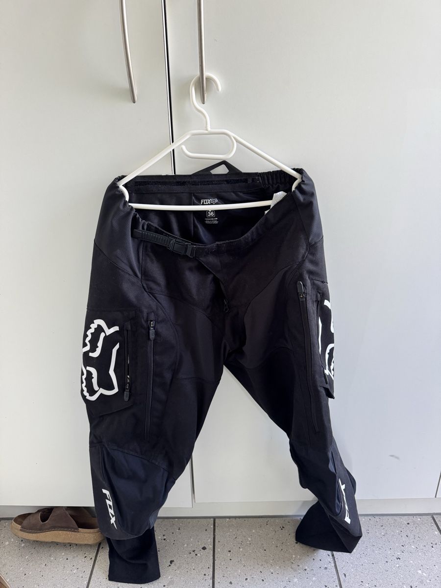 Protections: FOX Motocrosshose – D'occasion à Altdorf UR par noa_28kx 2
